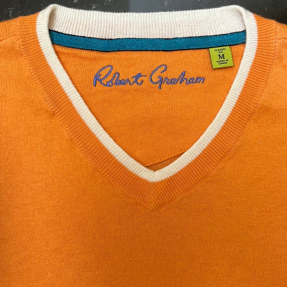 Robert Graham man’s sweater